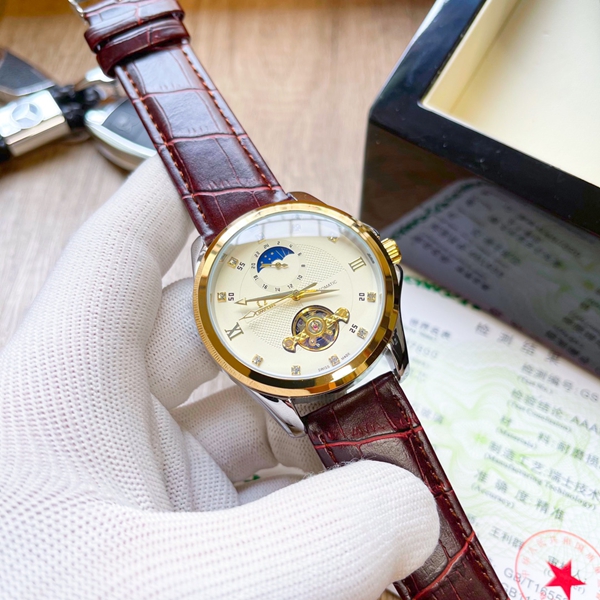 ブランド時計角部分ディテール